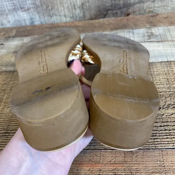 Salvatore Ferragamo Italy‎ Slides Sandals Womens Size 7.5 B Tan Brown Woven Slip