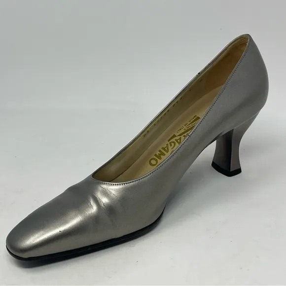 Salvatore Ferragamo Pumps Womens 6 B Metallic Silver Gray Leather Heels Vintage