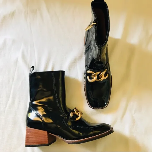 Sam Edelman Black Leather Ankle Boots with Gold Chain