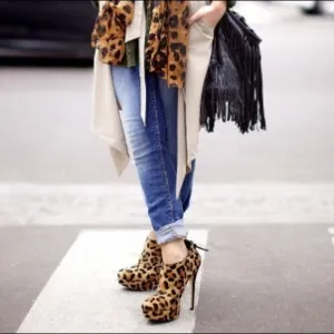 Sam Edelman Keegan Leopard Animal Print Black Tan Calf Hair Fringe Boots