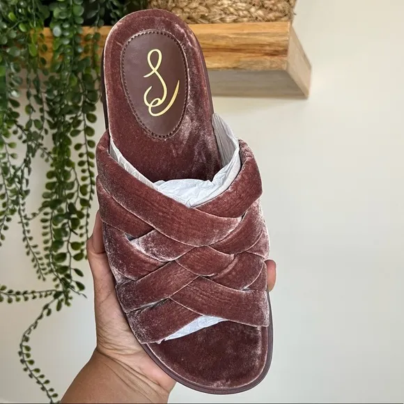 Sam Edelman Vaugn 2 Velvet Sandals