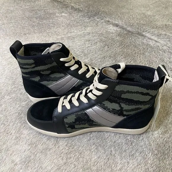Sanctuary NEW High Top Sneaker Boots Major Mixed Media Camo Leather Shoes Sz 6.5