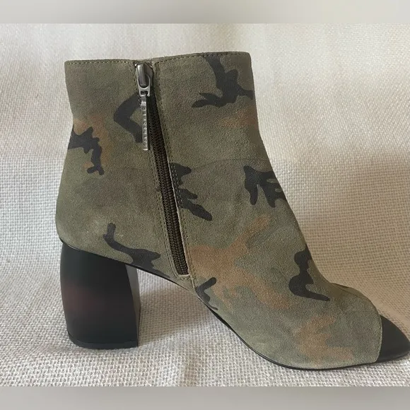 Sanctuary.  Rock Camouflage Booties