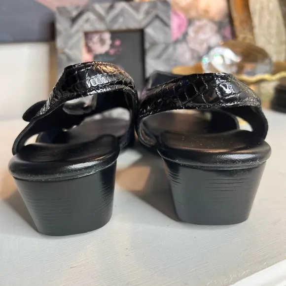 SAS Black Croc Suntimer Heeled Sandal