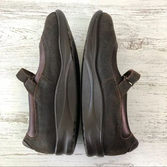 SAS Step Out Brown Leather Comfort Walking Mary Jane Shoes 8 DOUBLE WIDE