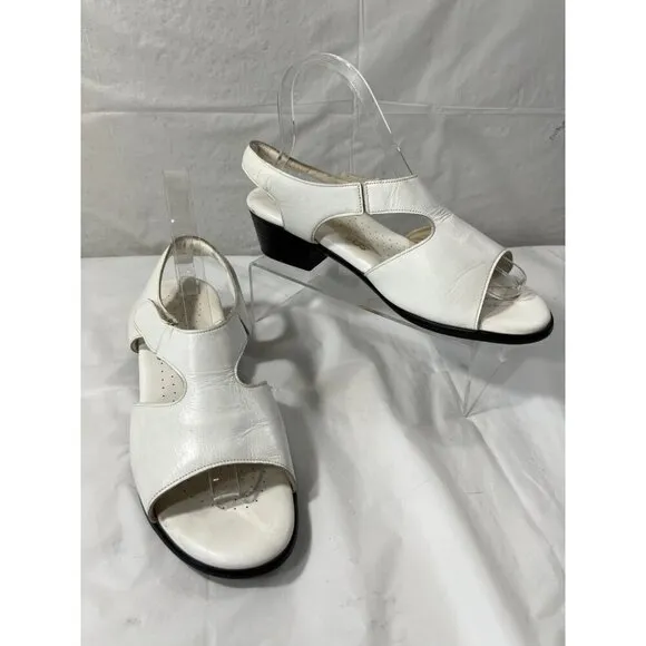 SAS Tripad Comfort Suntimer White Leather Low Heel Sandals Women Size 9 W
