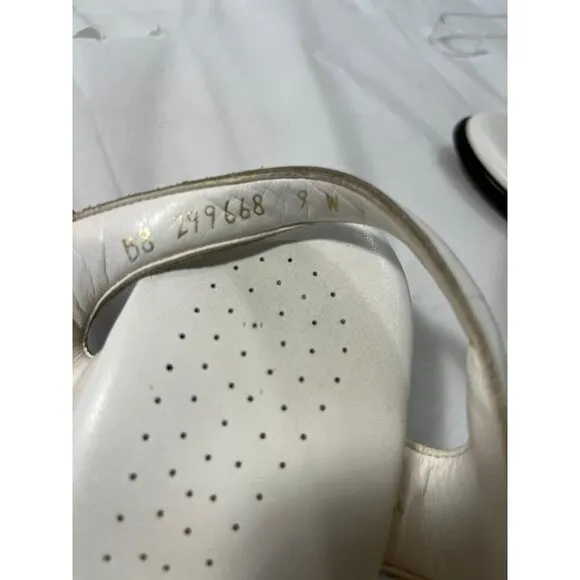SAS Tripad Comfort Suntimer White Leather Low Heel Sandals Women Size 9 W