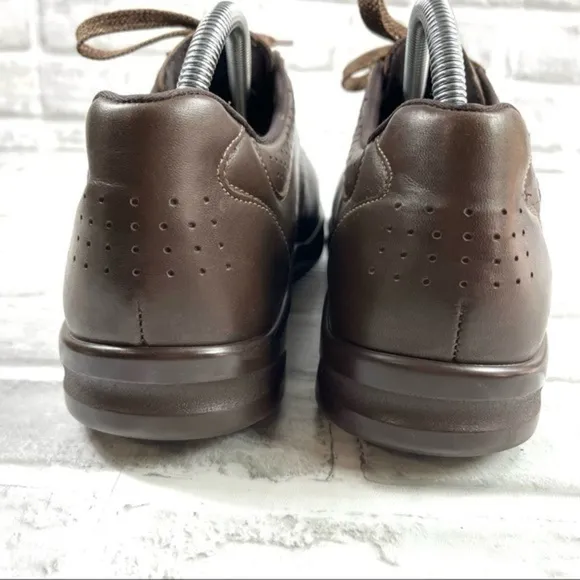 SAS Walk Easy Womens Size 9 W Brown Leather Lace Up Comfort Walking Shoes