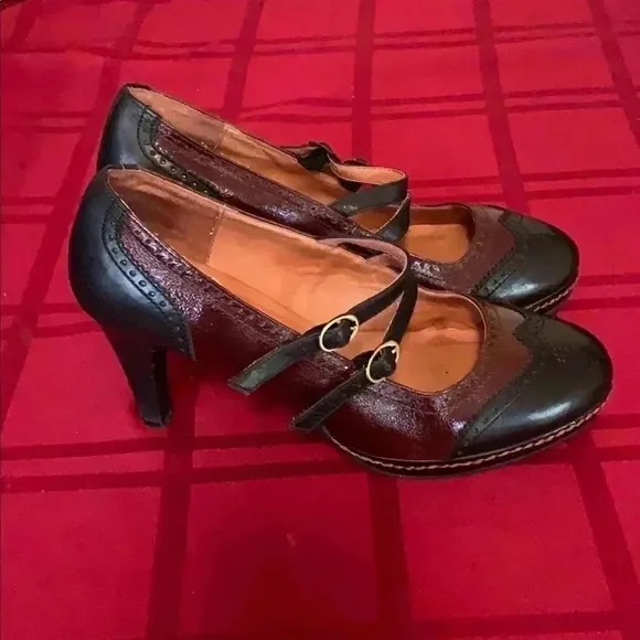 Schuler women’s shoes.