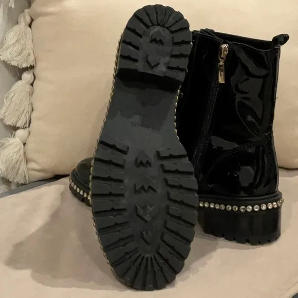 SCHUTZ Black Patent Leather Ankle Boots