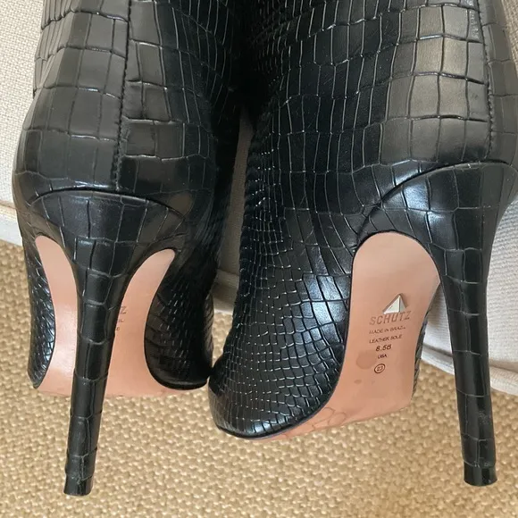 Schutz Maryana Boots in Black