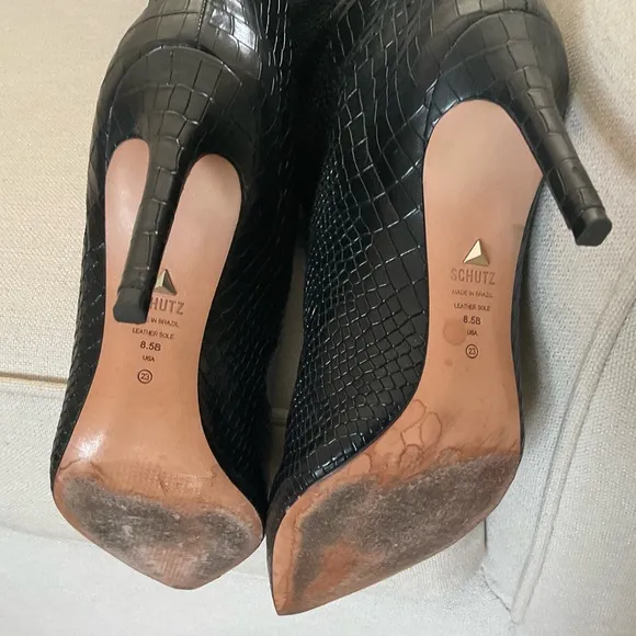 Schutz Maryana Boots in Black