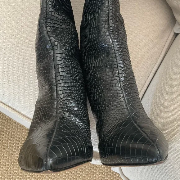 Schutz Maryana Boots in Black