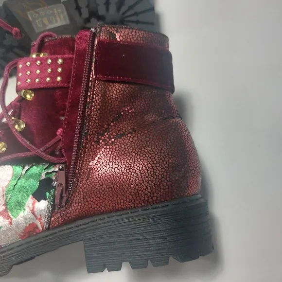 Shoe Republic Floral Design Multicolor Women's Ankle Boots Size 10M