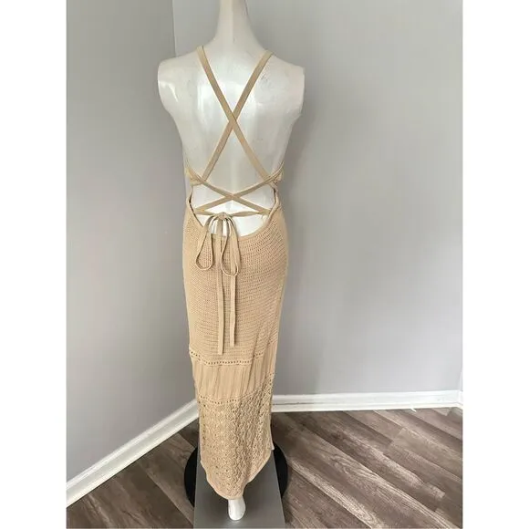 SIGNIFICANT OTHER ABBY HALTER DRESS ￼