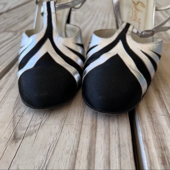 Silvia Fiorentina heels black satin silver metallic T strap Vintage 6.5 evening