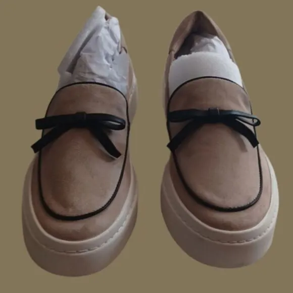 SIZE 8.5N (8 1/2narrow) Vaneli Sport shoes