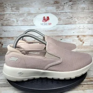 Skechers Goga Max Women's Size 9 Pink Walking Shoes