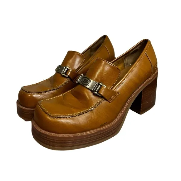 Skechers Womens size 8.5 heels Y2K chucky brown leather slip on shoes