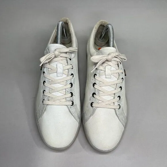 Softinos Women's Size 9.5 Suri Low Top Leather Sneakers