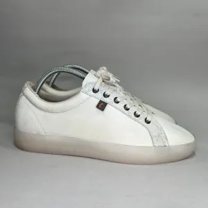 Softinos Women's Size 9.5 Suri Low Top Leather Sneakers