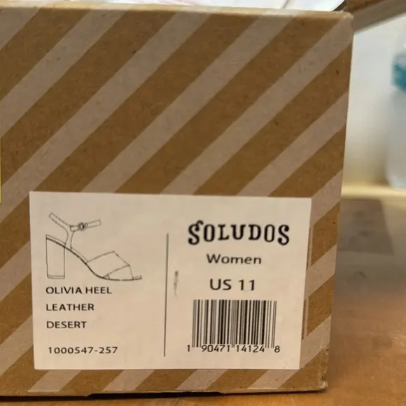 SOLUDOS OLIVIA SUEDE SANDALS SIZE 11
