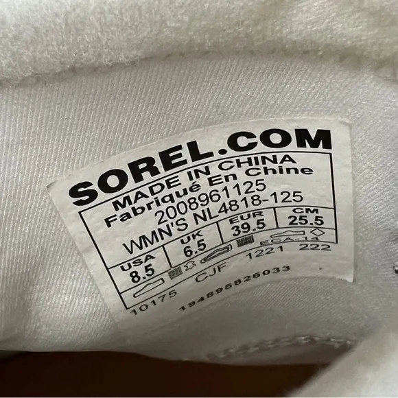SOREL Explorer Defy Mid Sneaker, Sea Salt / Sea Sprite 8.5 - Women's, Mid Shoe
