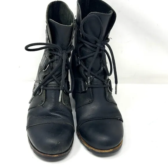 Sorel Joan Of Arctic II Wedge Lug Sole Boots Black Leather Womens Size 7.5