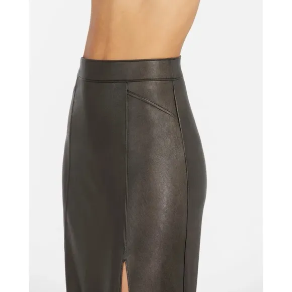Spanx Leather-Like Midi Skirt In Black Size Small