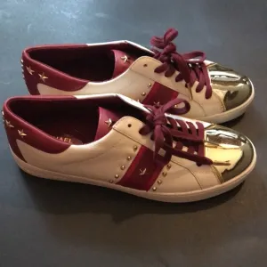 Star Studded MICHAEL Michael Kors Leather Tennis Shoes With Gold Toe SZ 9