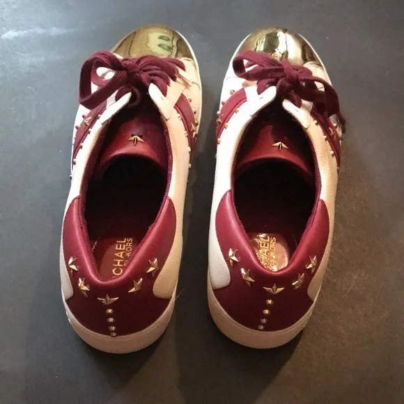 Star Studded MICHAEL Michael Kors Leather Tennis Shoes With Gold Toe SZ 9
