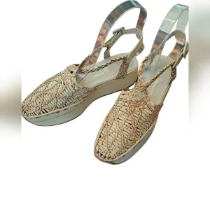 Stephanie kelian made france cream wedge woven leather strappy sandals 8