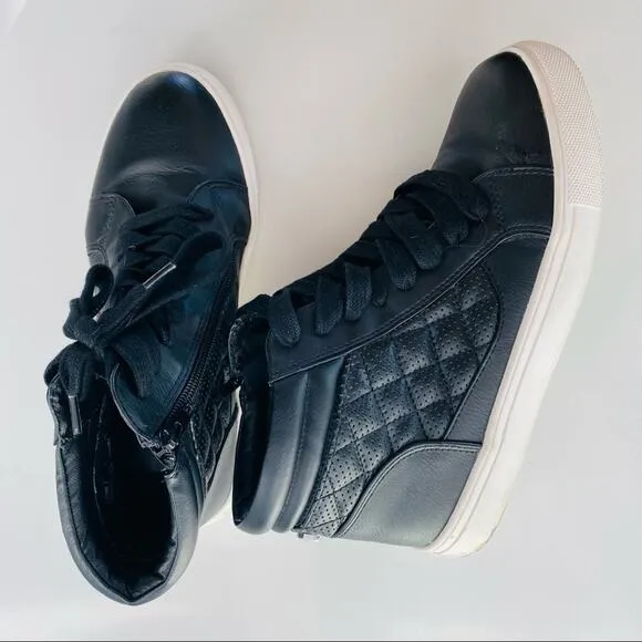 STEVE MADDEN Euriah Black High Top Quilted Vegan Leather Lace Up Sneaker Shoes 7