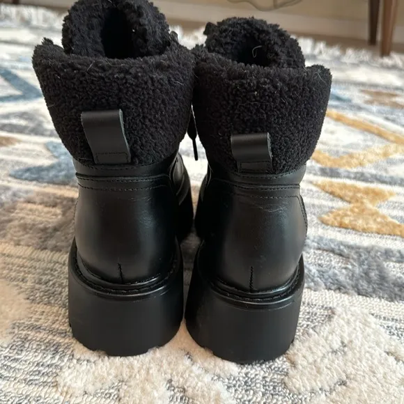 Steve Madden Reyen Boots NWOT!