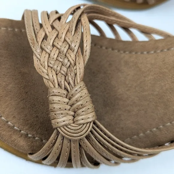 Steve Madden Strappy Platform Slide Sandal Woven Leather Stacked Heel Tan size 9