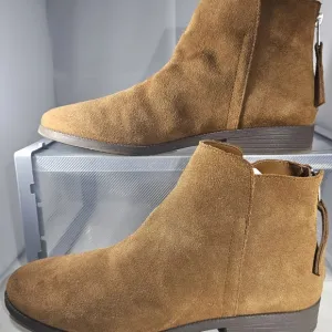 Steve Madden Womens Tan Suede Ankle Boots Size 10 Medium With Leather Upper &amp; PU