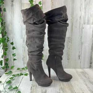 Steve Madden Xennon gray Suede Stiletto Size 9 Tall Platform Boots