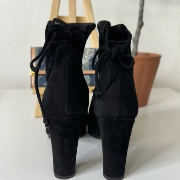 Stuart Weitzman Catch Tie-Back Suede AnkleBoot Size 6.5