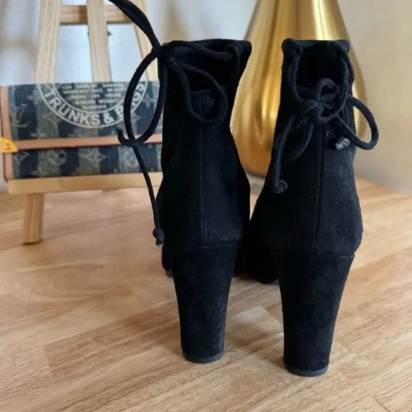 Stuart Weitzman Catch Tie-Back Suede AnkleBoot Size 6.5