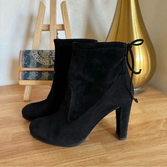 Stuart Weitzman Catch Tie-Back Suede AnkleBoot Size 6.5