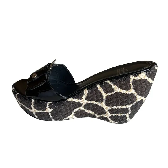 Stuart Weitzman | Patent Buckle Giraffe Wedge