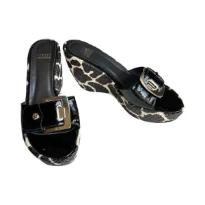Stuart Weitzman | Patent Buckle Giraffe Wedge
