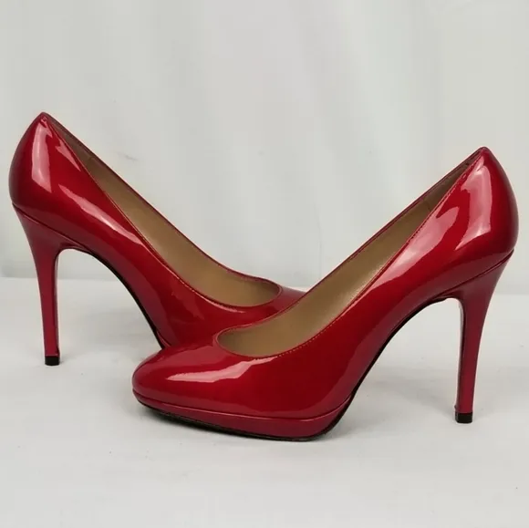 Stuart Weitzman Platswoon Red Patent Heels Pumps 7 M