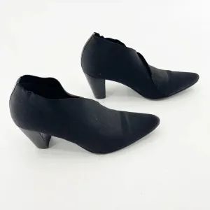 Stuart Weitzman Pointed Toe Ankle Boots Women's Size Black Heeled Canvas