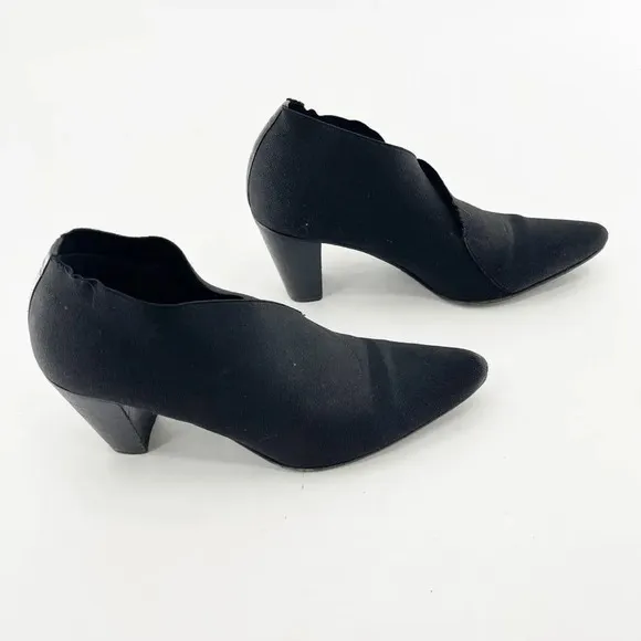 Stuart Weitzman Pointed Toe Ankle Boots Women's Size Black Heeled Canvas