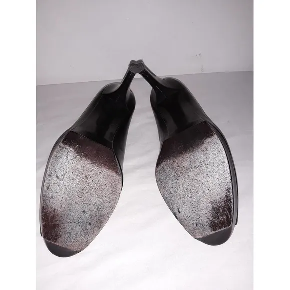 Stuart Weitzman STAGE Kid Leather Black Peep Toe Pumps 9.5