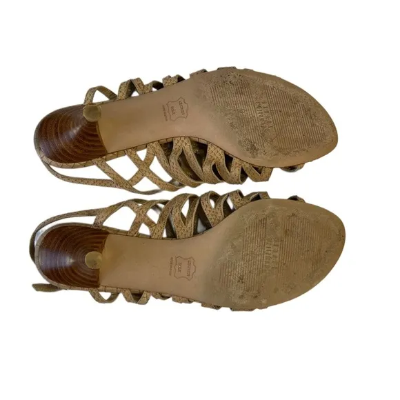 Stuart Weitzman Tan Woven Snake embossed Leather Sandals Kitten Heels 9.5 Y2K