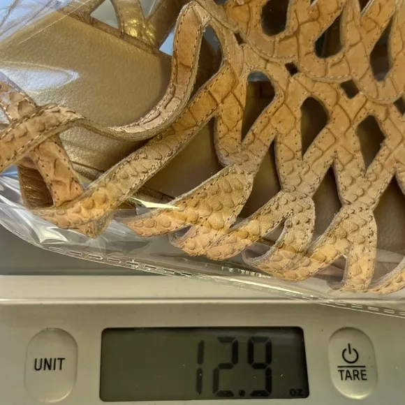 Stuart Weitzman Tan Woven Snake embossed Leather Sandals Kitten Heels 9.5 Y2K