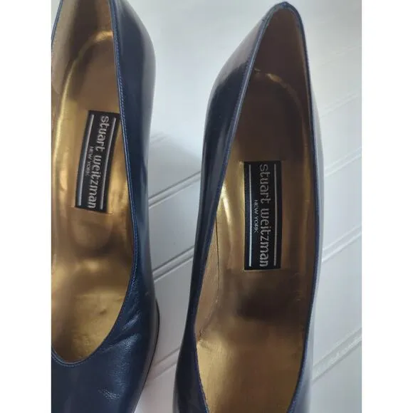 Stuart Weitzman Vintage Classic Pump Navy 8