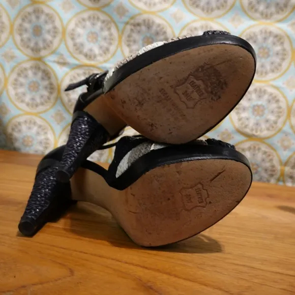 STUART WEITZMAN Woven Raffia Upper &amp; Wrapped Heeled Platform Sandals, size 5½